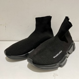 バレンシアガのブラック スピードトレーナー スニーカーの買取実績です。