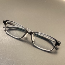 銀座本店で、フォーナインズのAP-24 スクエアフレームの眼鏡を買取いたしました。状態は通常使用感がある中古のお品物です。