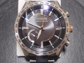 エコスタイル新宿店で、シチズンのCC3081-52E アテッサ アクトライン スーパーチタニウム エコドライブ腕時計を買取しました。