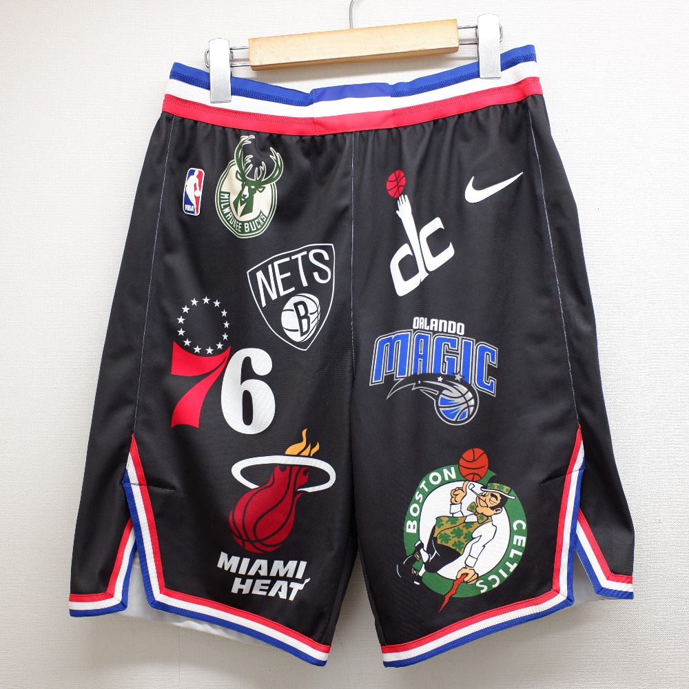 シュプリームの2018年SSモデル　×NIKE/ナイキ　AQ4230-010　バスケットボール ショートパンツ　NBA Teams Authentic Shortの買取実績です。