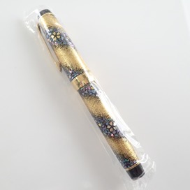 セーラーのプロフェッショナルギア 内閣総理大臣 特別慰労品 蒔絵桜流れ 万年筆の買取実績です。