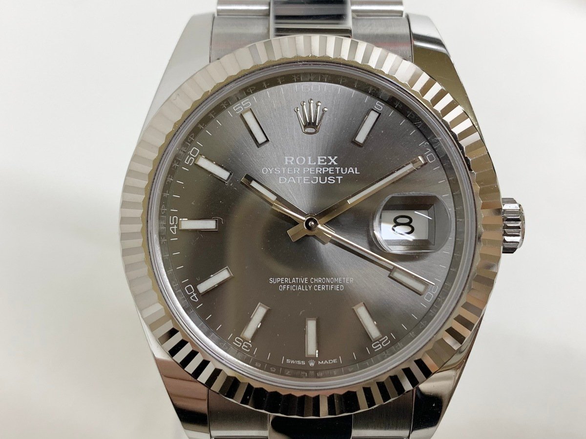 ロレックスの126334 ランダム品番 デイトジャスト SS×WG グレー文字盤 自動巻き時計の買取実績です。