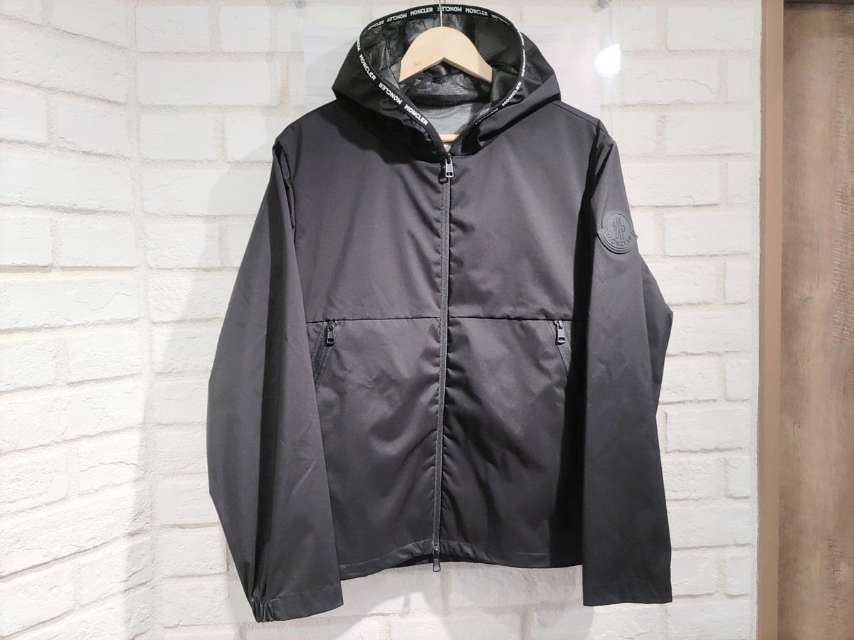 MONCLER メンズ アウター ジャケット ロゴ CHARDON フード縁部分