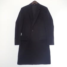 宅配買取センターで、ドルチェ&ガッバーナの国内正規のブラックのカシミヤ混ウールの1Bチェスターコートを買取しました。状態は新品同様のお品物です。