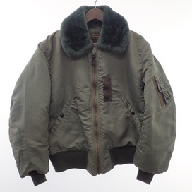 バズリクソンズのM13407 TYPE:B-15D フライトジャケットの買取実績です。