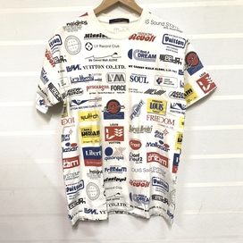 ルイヴィトンの19年製 白 オールオーバーロゴTシャツの買取実績です。