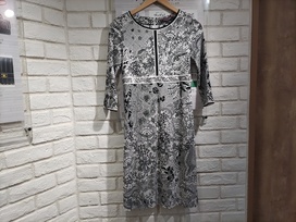 レオナールの18SS 0170226 モノトーン 花柄 ドレスワンピースの買取実績です。