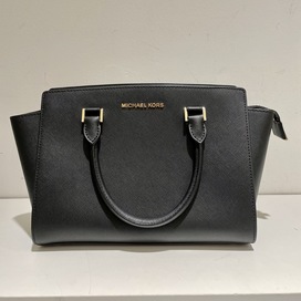 マイケルコースのブラック サッチェル 2WAYバッグの買取実績です。