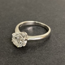エコスタイル銀座本店で、Pt900素材の2.081刻印のダイヤモンドリングを買取いたしました。