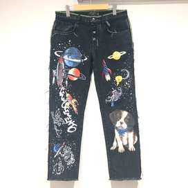 ドルチェ&ガッバーナのブラック 宇宙柄 プリント デニムパンツの買取実績です。