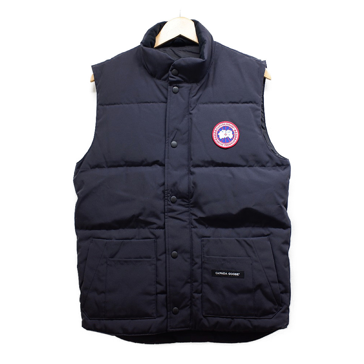 カナダグースの4154M　FREESTYLE CREW VEST/フリースタイル クルー ダウンベスト　NAVY MARINE/ネイビーマリンの買取実績です。