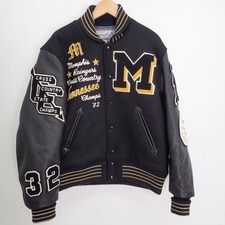 ホワイツビルのWV12838 MEMPHIS AWARD JACKET 袖レザー スタジャンを買取させていただきました。宅配買取センター状態は若干の使用感がある中古品です。