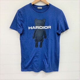 エコスタイル銀座本店で、ディオールオムのブルーのHARDIORベアプリントデザインのTシャツを買取ました。