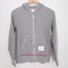 トムブラウン MJT022K CHUNKY WAFFLE ZIP HOODY  ワッフル ジップアップ パーカー メンズ 買取実績です。