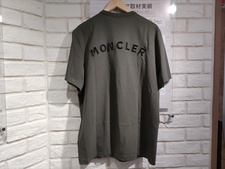 エコスタイル新宿店で、モンクレールの品番G10918C7E210・バックロゴクルーネックTシャツを買取しました。状態は綺麗な状態の中古美品です。