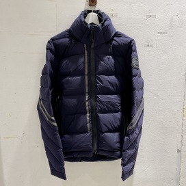 カナダグースのネイビー2731MB HYBRIDGE CW JACKETの買取実績です。