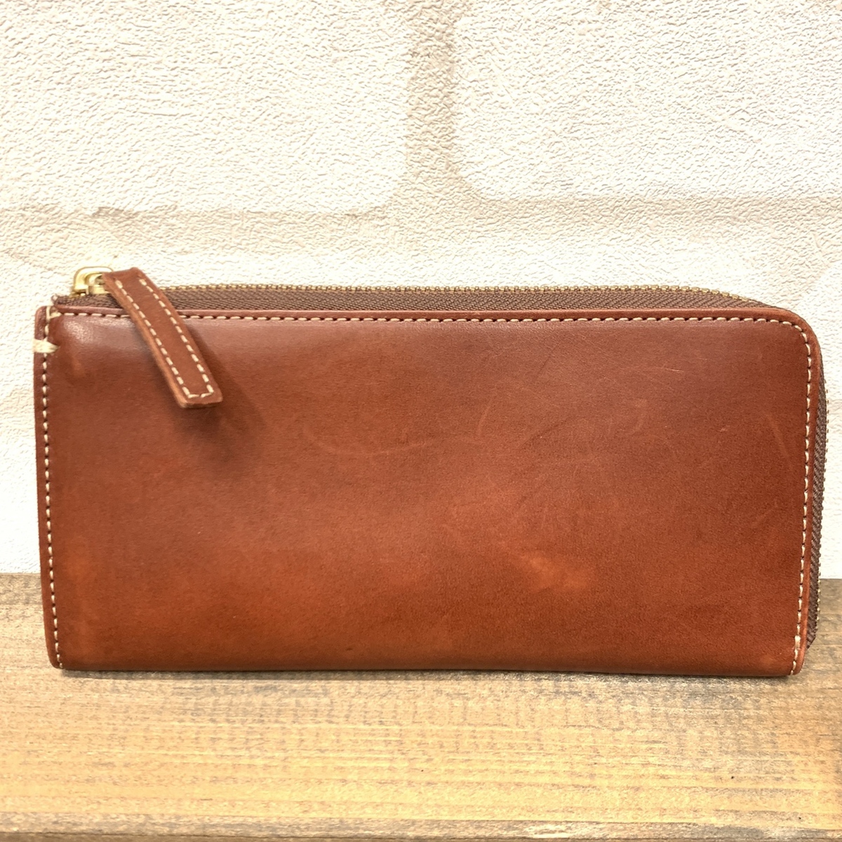 土屋鞄製造所のディアリオシリーズ ブラウンカラー マスターL字ファスナー長財布の買取実績です。