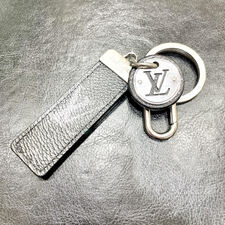 ルイヴィトン モノグラムエクリプス×タイガ M80237 ポルトクレ・ネオ LV クラブ キーホルダー 買取実績です。