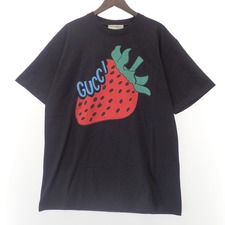 グッチ 19SS 565806 ブラック ストロベリープリント Ｔシャツ 買取実績です。