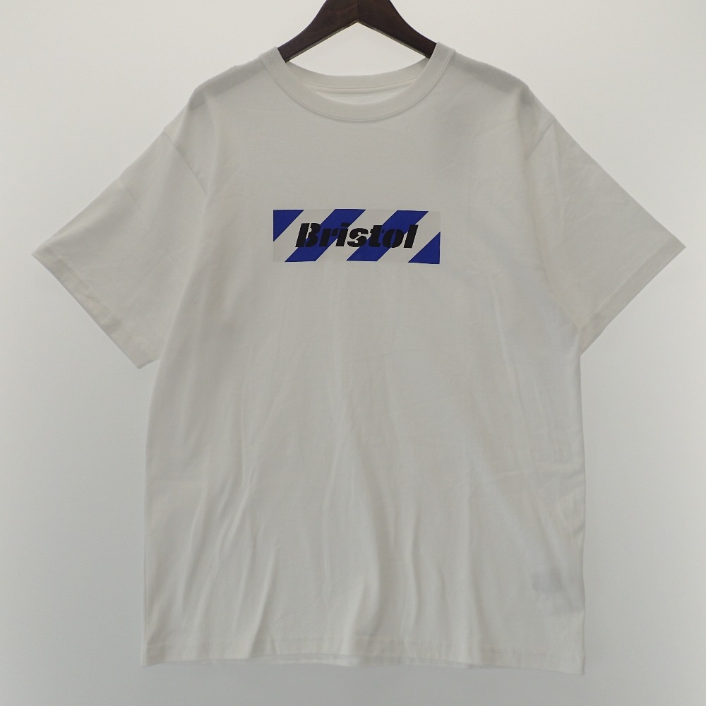 FCRB(エフシーレアルブリストル)の20SS ホワイト FCRB-202074 BOX LOGO TEE Tシャツの買取実績です。