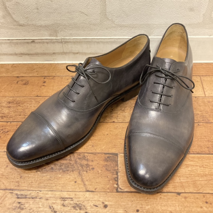 銀座でベルルッティを買取。カーフレザーの5ホールの内羽根式