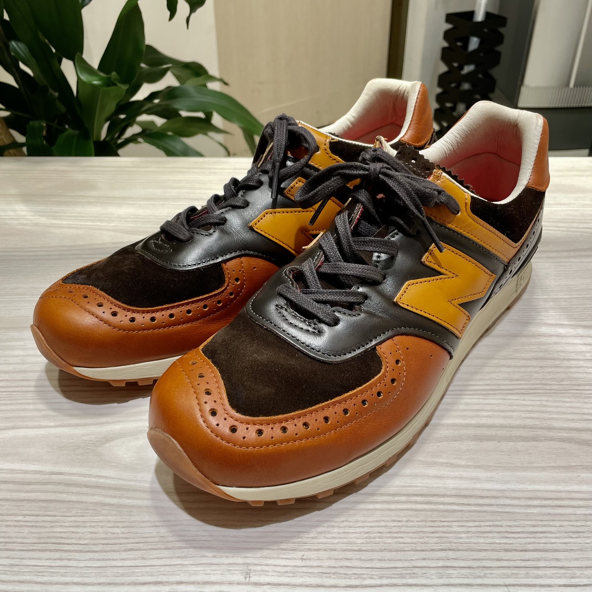 ニューバランスの靴のブラウン ×グレンソン M576GSN スニーカーの買取実績です。 2021年9月3日公開の情報です。｜【エコスタイル】