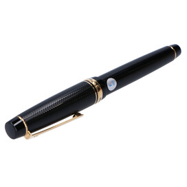 パイロットのJUSTUS 95/ジャスタス95　ペン先K14　万年筆　ペン種 F　ブラック×ゴールドの買取実績です。