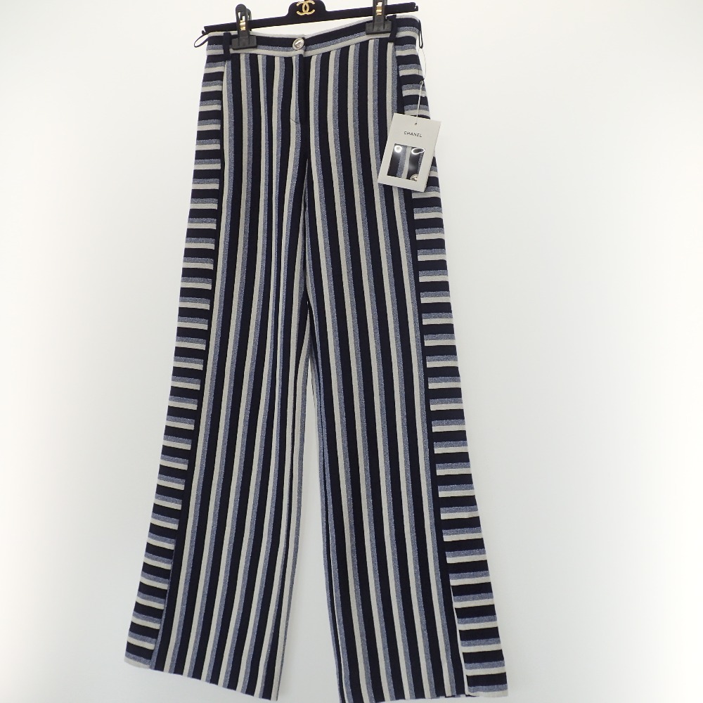 シャネルのP60280 V45859　PANTS WOOL TOILE/ストライプロングパンツ/ボトムス　ネイビー系の買取実績です。