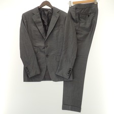 エコスタイル広尾店でトムフォードの国内正規品のウールとシルクを使用した2Bのスーツをお買取しました。