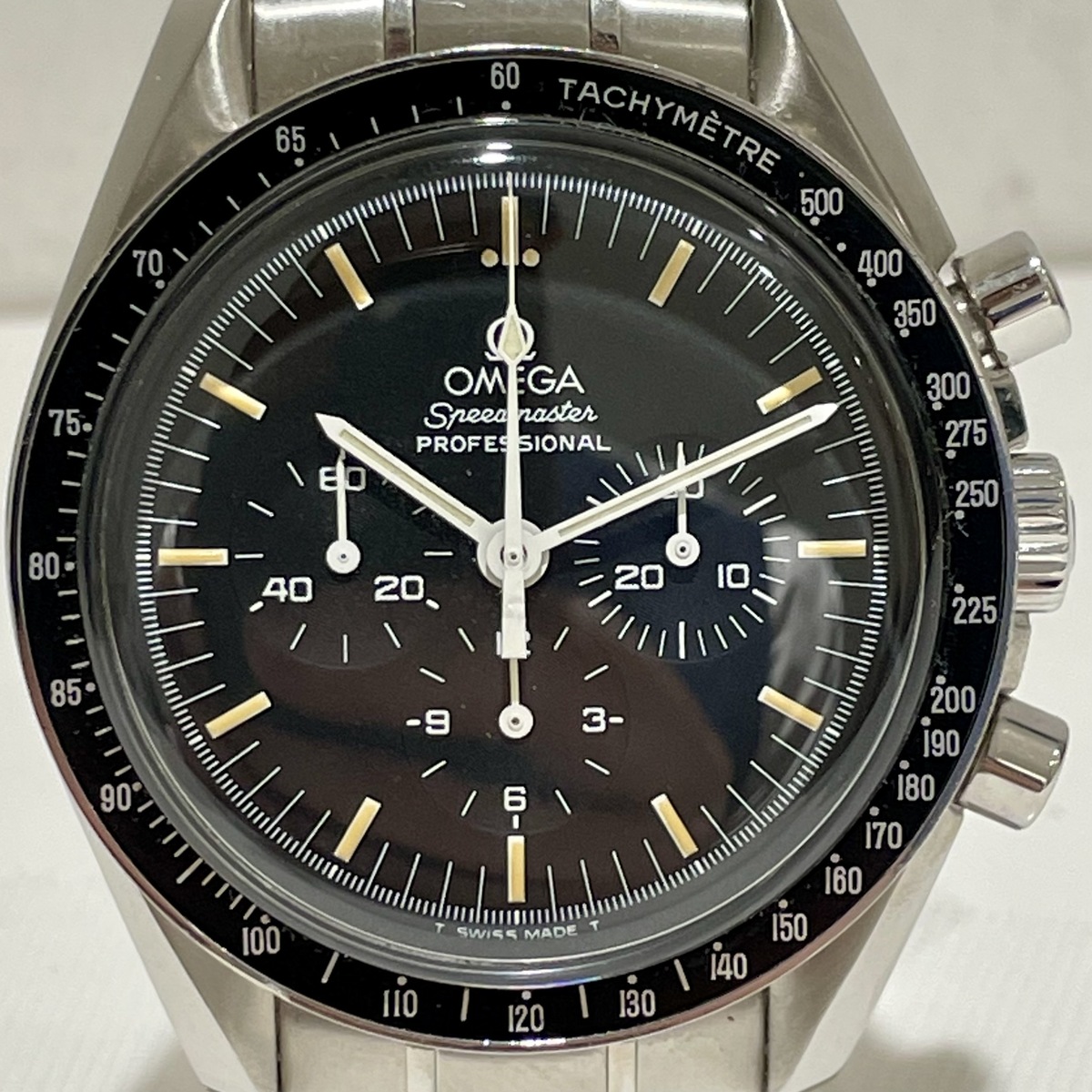 オメガのプロフェッショナル 345.0808 アポロ11号 月面着陸10周年記念モデル 自動巻き時計の買取実績です。