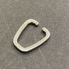ヒロタカのK10WG スクエアデザイン イヤーカフ イヤリングの買取実績です。