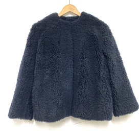 ドゥロワーのネイビー ショート丈 ノーカラー ボアジャケットの買取実績です。