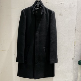 エコスタイル渋谷店で、サンローランパリのスタンドカラーコート(2017年製 485307)を買取りました。