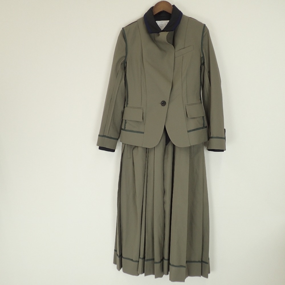 サカイの21年製 21-05646 シャツスカート ドッキング コートの買取実績です。