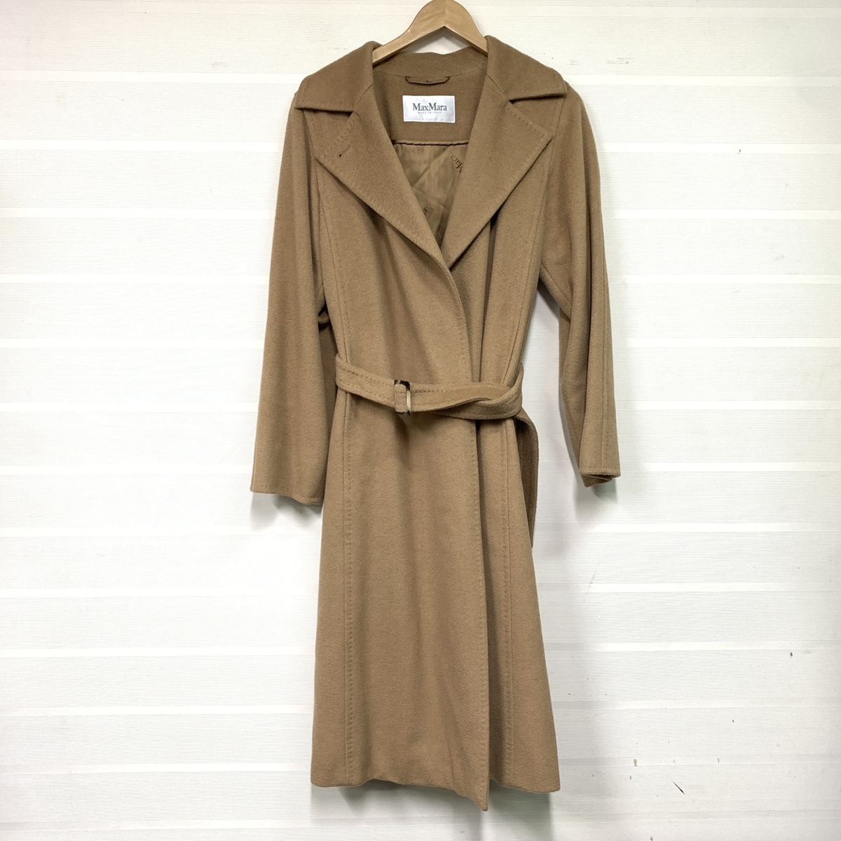 銀座本店で、マックスマーラの10161893のベージュカラーの素材が  