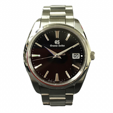 広尾店でグランドセイコーの品番がSBGP011のヘリテージコレクションのクオーツの黒文字盤の腕時計をお買取しました。状態は若干の使用感がある中古品です。