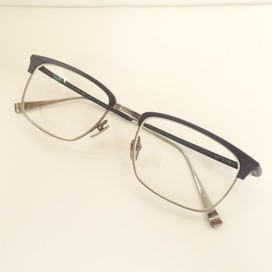 エコスタイル銀座本店で、増永眼鏡のモデル名がNY LIFEの度入りレンズのスクエアシェイプのコンビメガネフレーム眼鏡を買取いたしました。