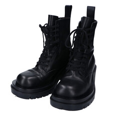 ボッテガ・ヴェネタ カーフレザー ブーツ(LUG ANKLE BOOT MILITARY CALF) 667145 VBS50 1000 買取実績です。