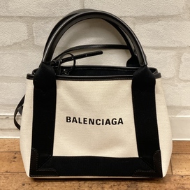 エコスタイル銀座本店で、バレンシアガの390346のモデル名がカバXSのハンドバッグを買取いたしました。