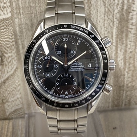 エコスタイル銀座本店で、オメガのモデル番号が3210.50のスピードマスタークロノグラフデイト自動巻き腕時計を買取いたしました。