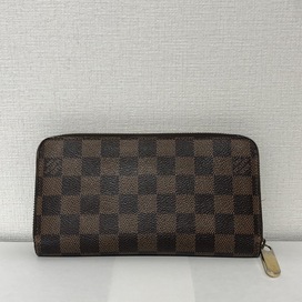 ルイヴィトンの2015年 ダミエ ジッピーウォレット(N41661)の買取実績です。