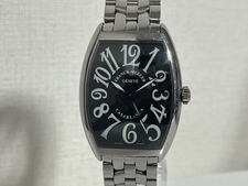 大阪心斎橋店の出張買取にて、フランク・ミュラーのカサブランカ(6850)、ステンレス黒文字盤腕時計を高価買取いたしました。状態は通常使用感のお品物です。