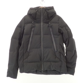 水沢ダウン(デサント)のDAMMGK30U ALLTERRAIN（オルテライン） MOUNTAINEER（マウンテニア）ダウンジャケットの買取実績です。