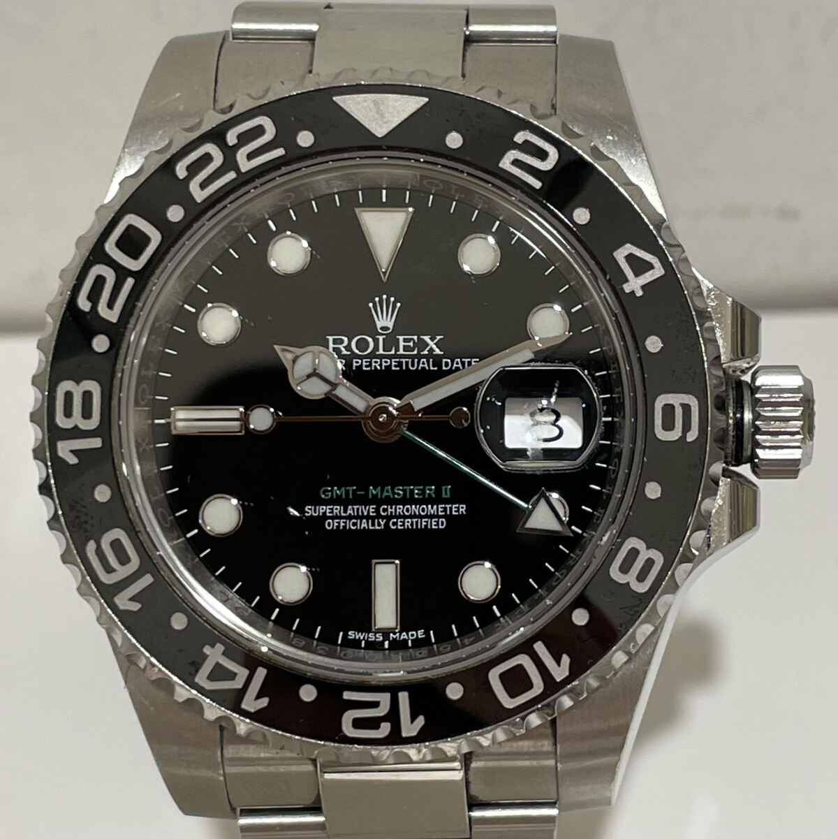 ロレックスのS/S 116710LN ランダム品番 GMTマスター2 黒文字盤 自動巻時計の買取実績です。