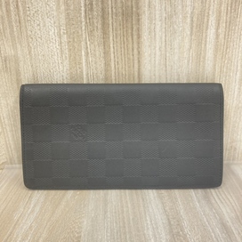 ルイヴィトンのN63010 ダミエアンフィニ ポルトフォイユプラザ長財布の買取実績です。