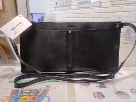 エコスタイル新宿店で、ジルサンダーのBOJMIM0018のダブルポケットレザーベルトバッグを買取しました。