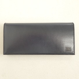 ポーター(吉田カバン)の179-03870 プリュム レザー長財布※小銭入れありの買取実績です。
