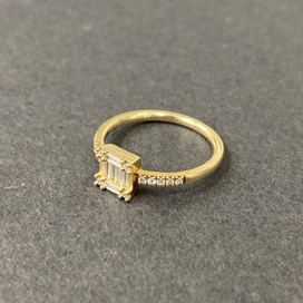 ベルシオラのK18YG　2.2g　D0.2Ct　ダイヤモンドリングの買取実績です。