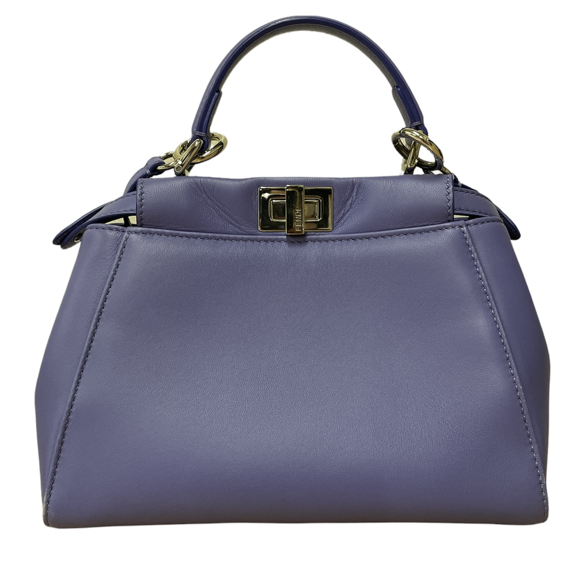 美品｜購入証明あり】FENDI ピーカーブー セレリア ローマ本店限定 吊れる