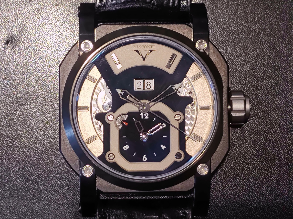 ビスコンティのW102-04-106-000 限定250本 2スクエアードスポーツGMT 自動巻き 腕時計の買取実績です。